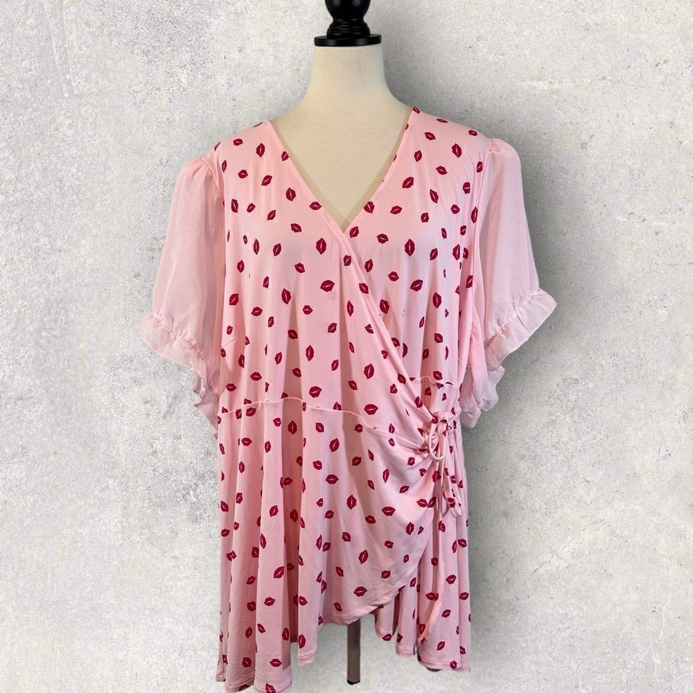 Torrid Wrap Blouse Red Lip Print Pink Ruffle Sleeve Size 5X